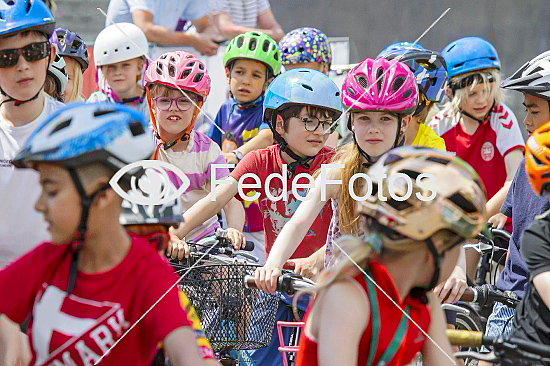 Børn på cykel
