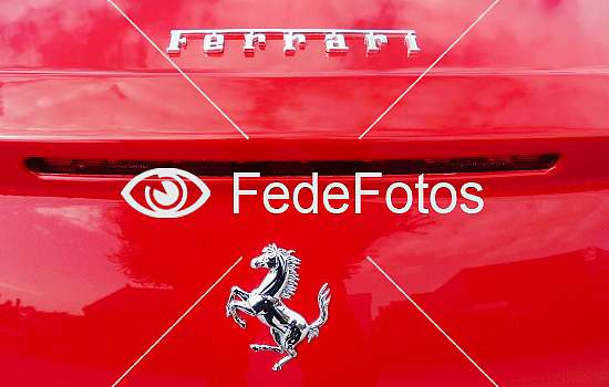 Rød Ferrari
