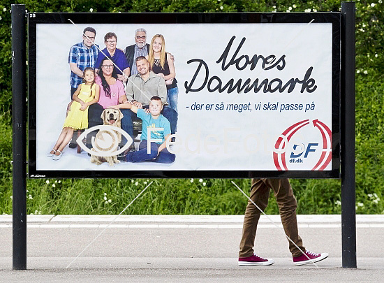 Politisk plakat fra Dansk Folkeparti