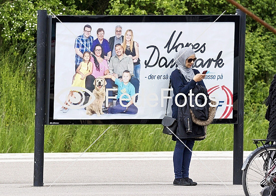 Politisk plakat fra Dansk Folkeparti